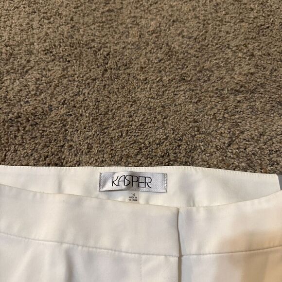 NWT Kasper Women White Kristy Slim Fit Trousers Front Pleat Pant Office‎ Size 14 - Picture 3 of 12